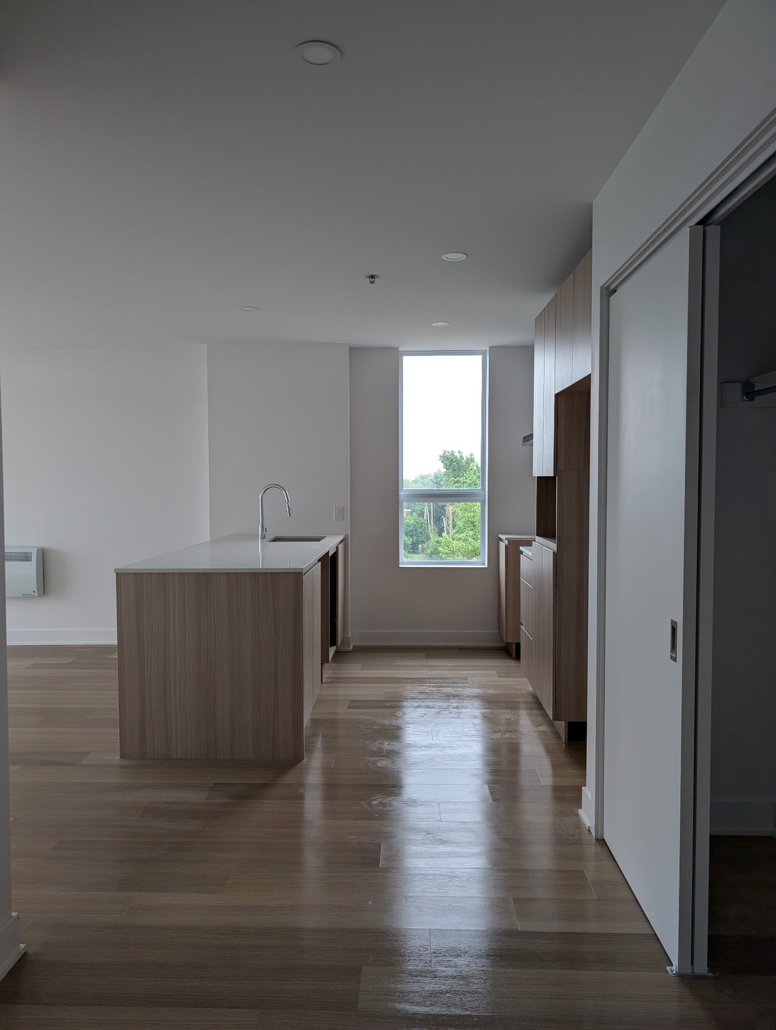 Professional standard house cleaning service in modern condo